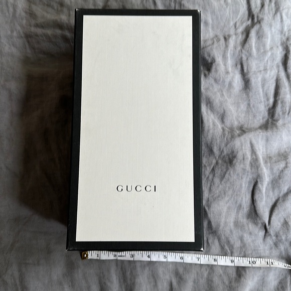 Box only. No shoes. - Picture 1 of 10